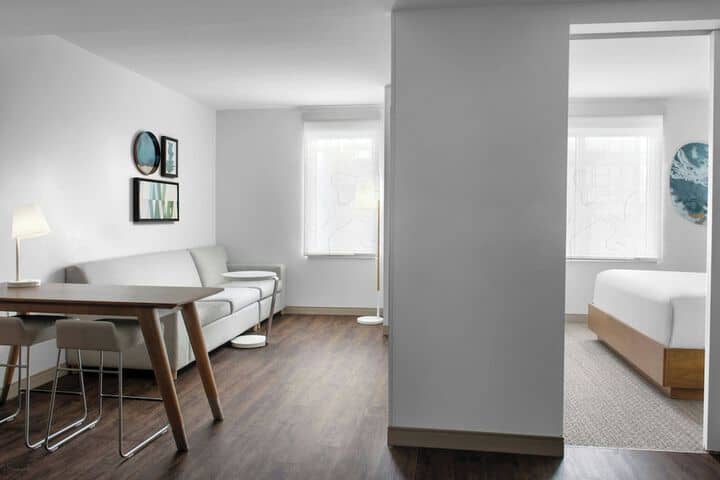 Room 4 of 30